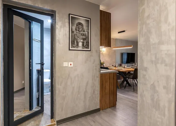 アパート Incredible 2bdr With Veranda And House-like Feel バンスコ