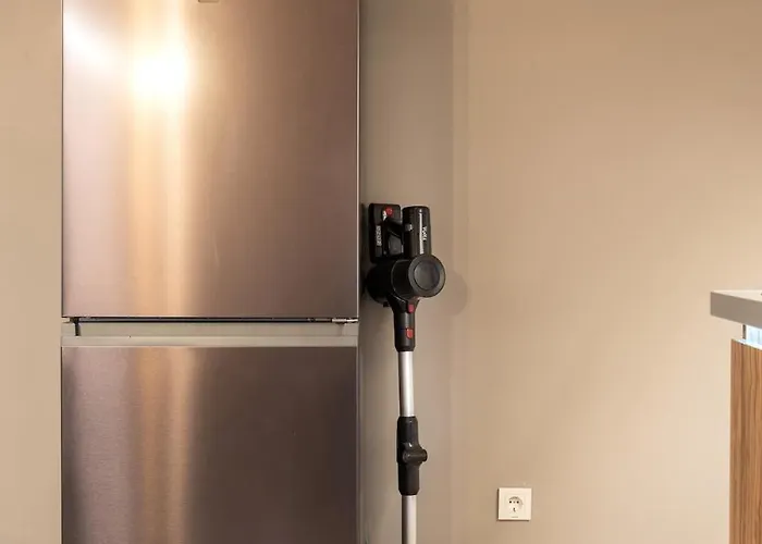 アパート Incredible 2bdr With Veranda And House-like Feel